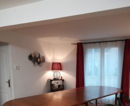 Table style louis Philippe avec 6 chaises