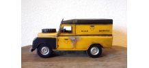 Voiture en tôle  - "Road service"