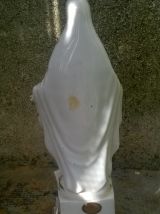 Vierge marie en porcelaine de Paris