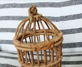 Décoration petite  cage en osier et rotin