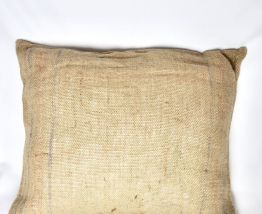 Coussin en toile de jute