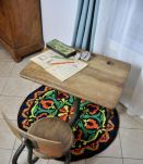 Tapis ethnique rond et coloré en Laine