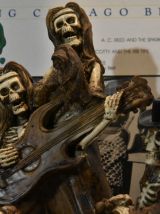 Statuette "The Rocking Dead"