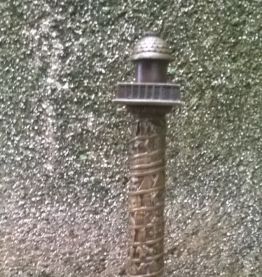 Colonne en bronze 