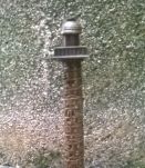 Colonne en bronze 