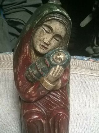 Vierge ancienne 