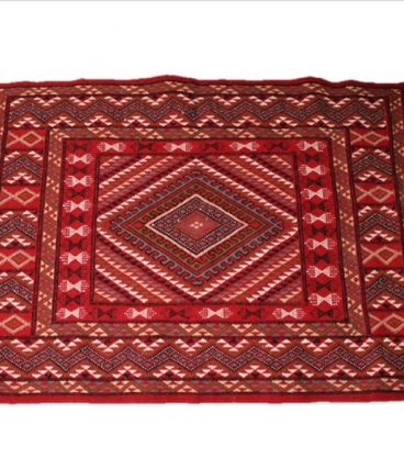 Tapis kilim fait main en laine couleur rouge