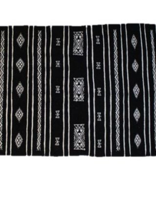 Tapis kilim berbère fait main en laine noir