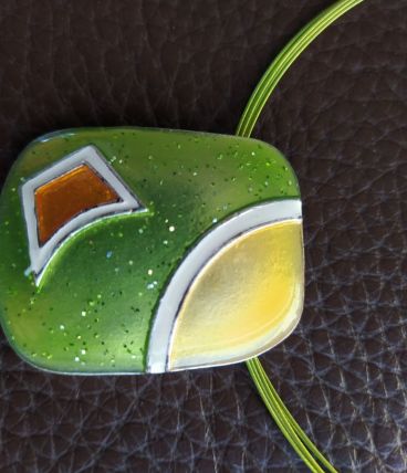 Collier avec émaux