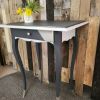 Petite table d'appoint 