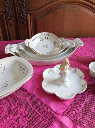 Service de table aux barbeaux