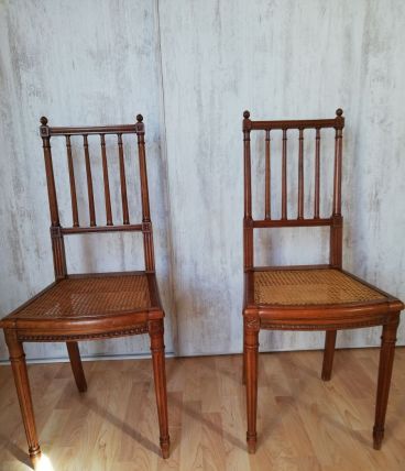 2 chaises anciennes dessus canné refait à neuf
