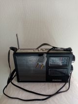 Radio année 80  dans sa housse en skaï