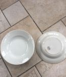3 assiettes blanches + 1 opaque Vintage