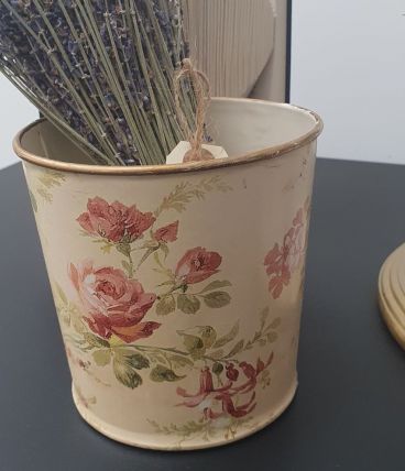 Cache pot