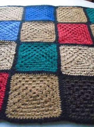Plaid crocheté