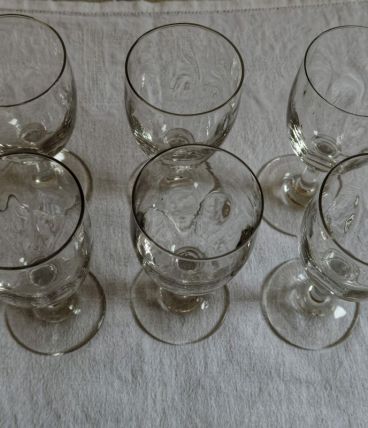 Lot 6 verres anciens  soufflés main 