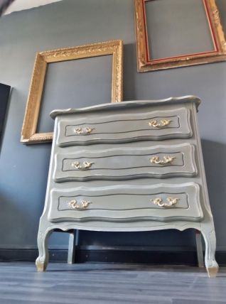 Commode style Louis XV
