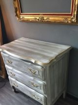 Commode style Louis XV
