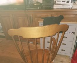 Rocking chair 
