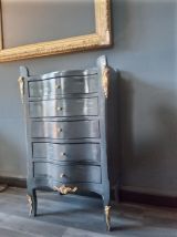 Commode grise patinée style Louis XV