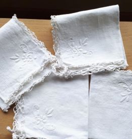 Linge de table ancien