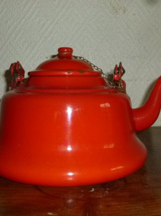 Bouilloire laquée rouge