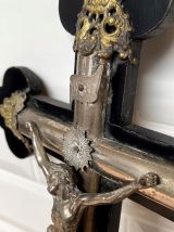 Crucifix bois et métal