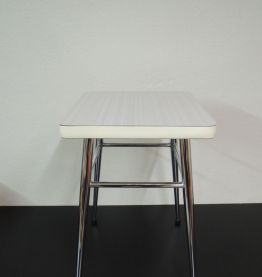 Tabouret en formica