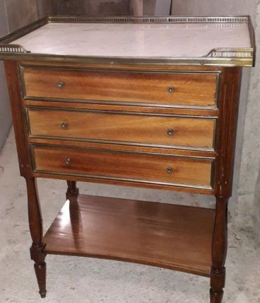 Table de chevet fin 18e siécle