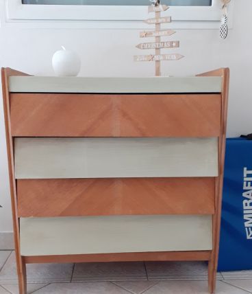 Commode vintage