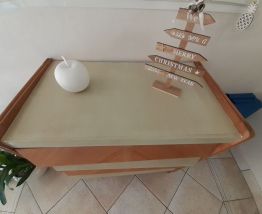 Commode vintage