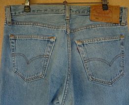jean levis 501 fabriqué USA années 90. 33/34
