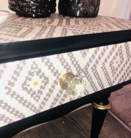 Table de chevet 