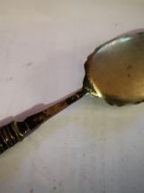 ancienne cuillère à Sucre gravée argentée