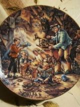 LOT 6 ASSIETTES MURALES PORCELAINE ALLEMAGNE • NUMÉROTÉES
