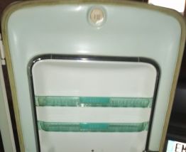 Vend frigo Philco H932-E année 50 en état de fonctionnement 
