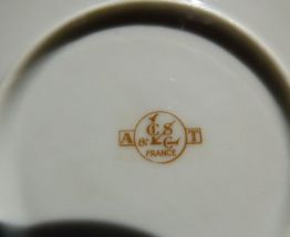 ¨Plat  motif Fleurs  LCEG France année "50"