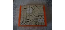 Jeu de dominos dans sa boite d'origine vintage
