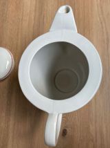 Cafetière en demi porcelaine de Lunéville