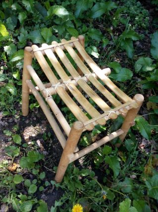 Vend 8 tabourets en bambou