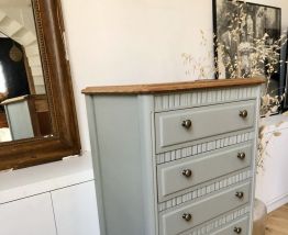 Commode vintage