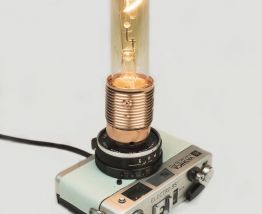 Lucien Yashica - Lampe Vintage