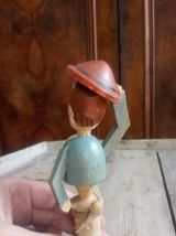 Ancien bouchon à système en bois sculpté (ANRI)