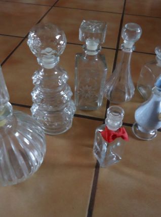 Flacons en verre sel de bain collection  8 + 2 bouchons 