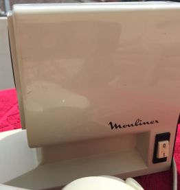 Appareil a raper électrique Moulinex année 70