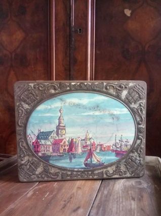 Ancienne boite en tôle lithographiée (décor marine)