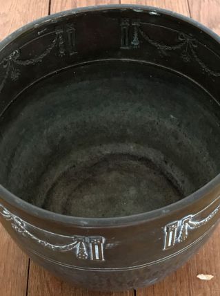 cache pot en métal type laiton