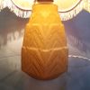lampe signé  cla art deco en verre  opaque moulé  1930      
