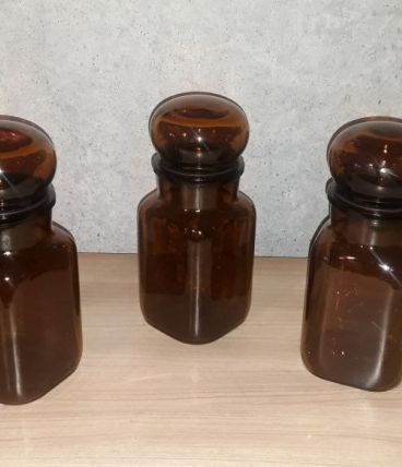 3 pots gravés jacques vabre et 2 pots gravés douwe egberts 